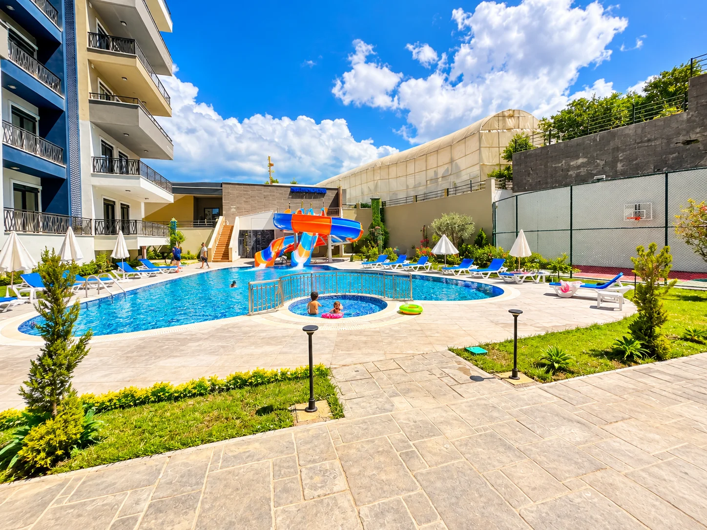 Albimo Ahm Loft, Mahmutlar